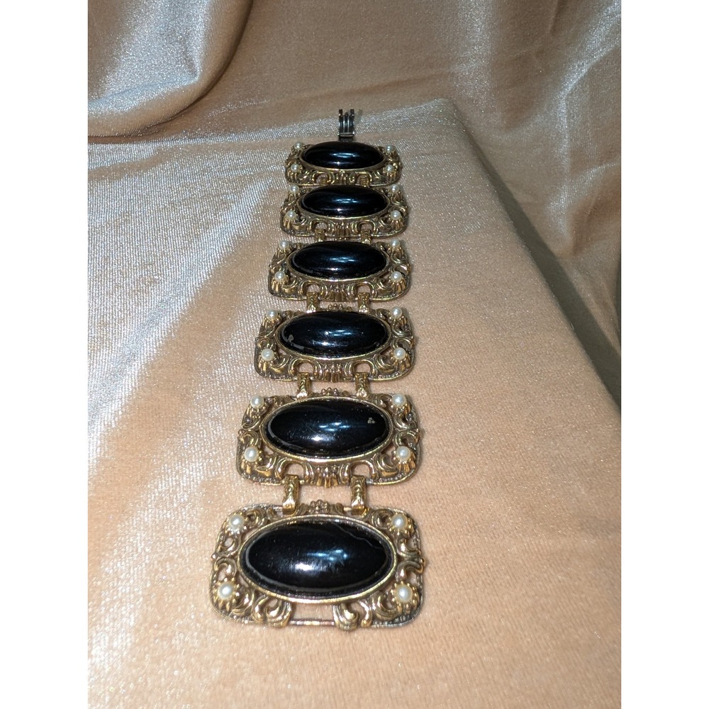 Vintage Gold Tone Filigree Black Cabochon Faux Pearl Panel Link Bracelet 7.5in